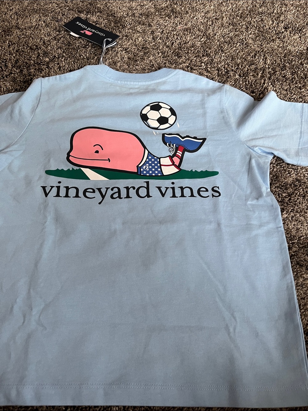 Vineyard Vines Light Blue Whale Soccer Graphic Tee with Pink Whale. New. Size 7 - Picture 4 of 6